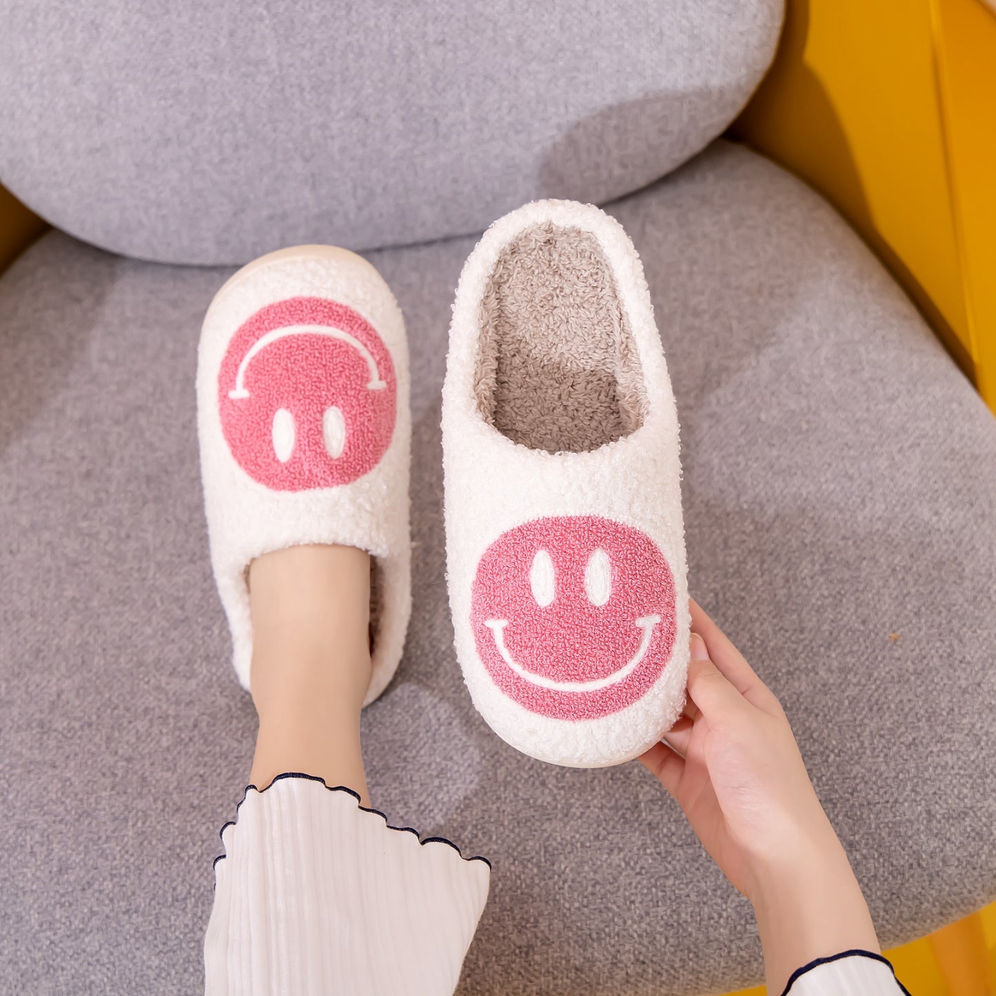 Melody Smiley Face Slippers - RebelReine Apparel & Co.