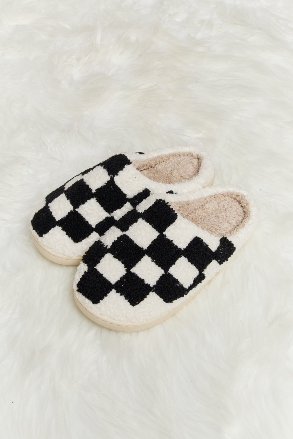 Melody Checkered Print Plush Slide Slippers - RebelReine Apparel & Co.