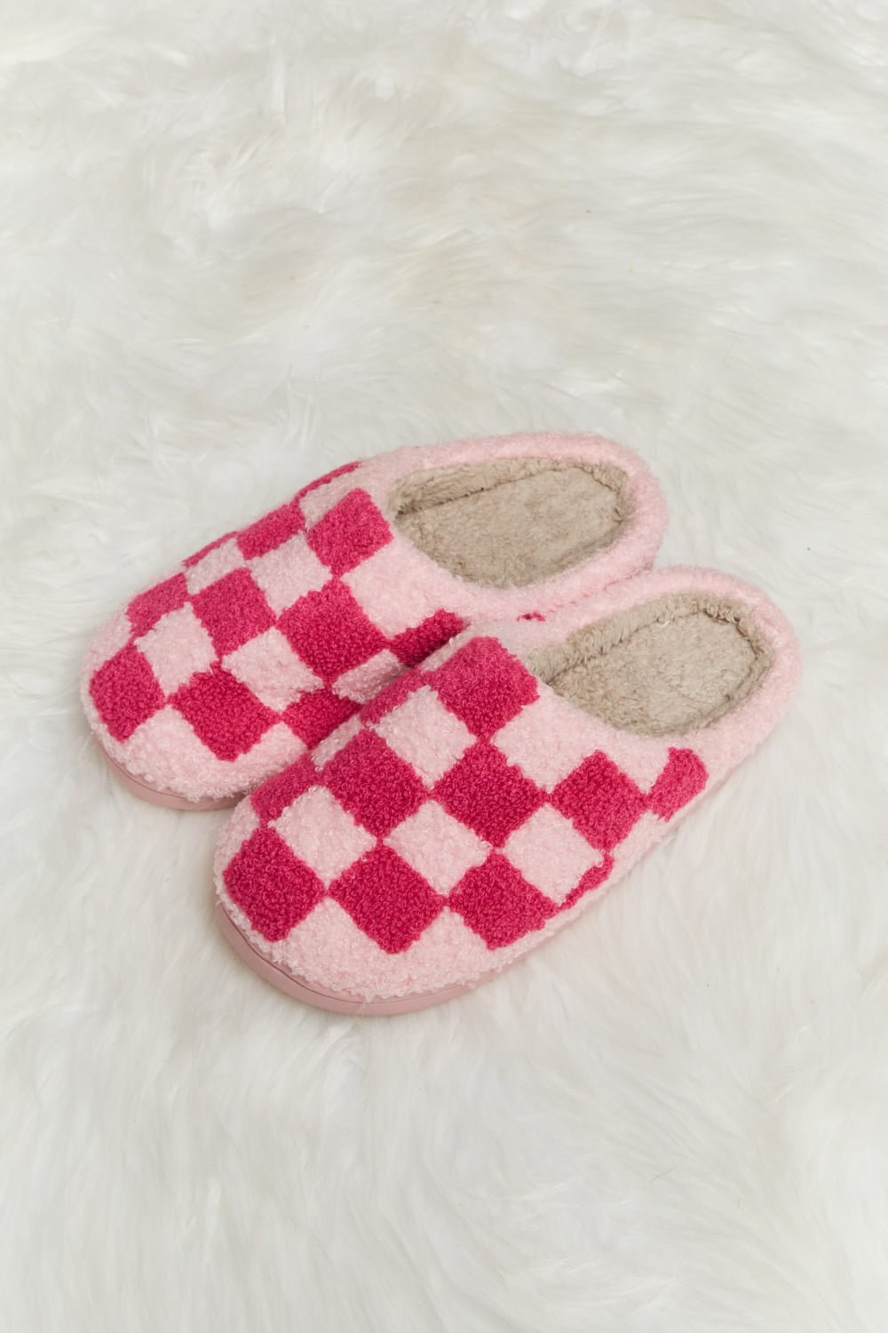 Melody Checkered Print Plush Slide Slippers - RebelReine Apparel & Co.