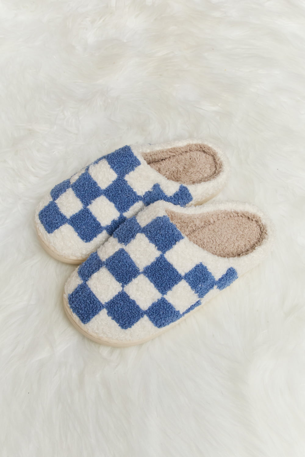 Melody Checkered Print Plush Slide Slippers - RebelReine Apparel & Co.